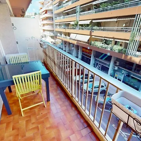 Appartement 118e - Agreable 2p Climatise Avec Terrasse *